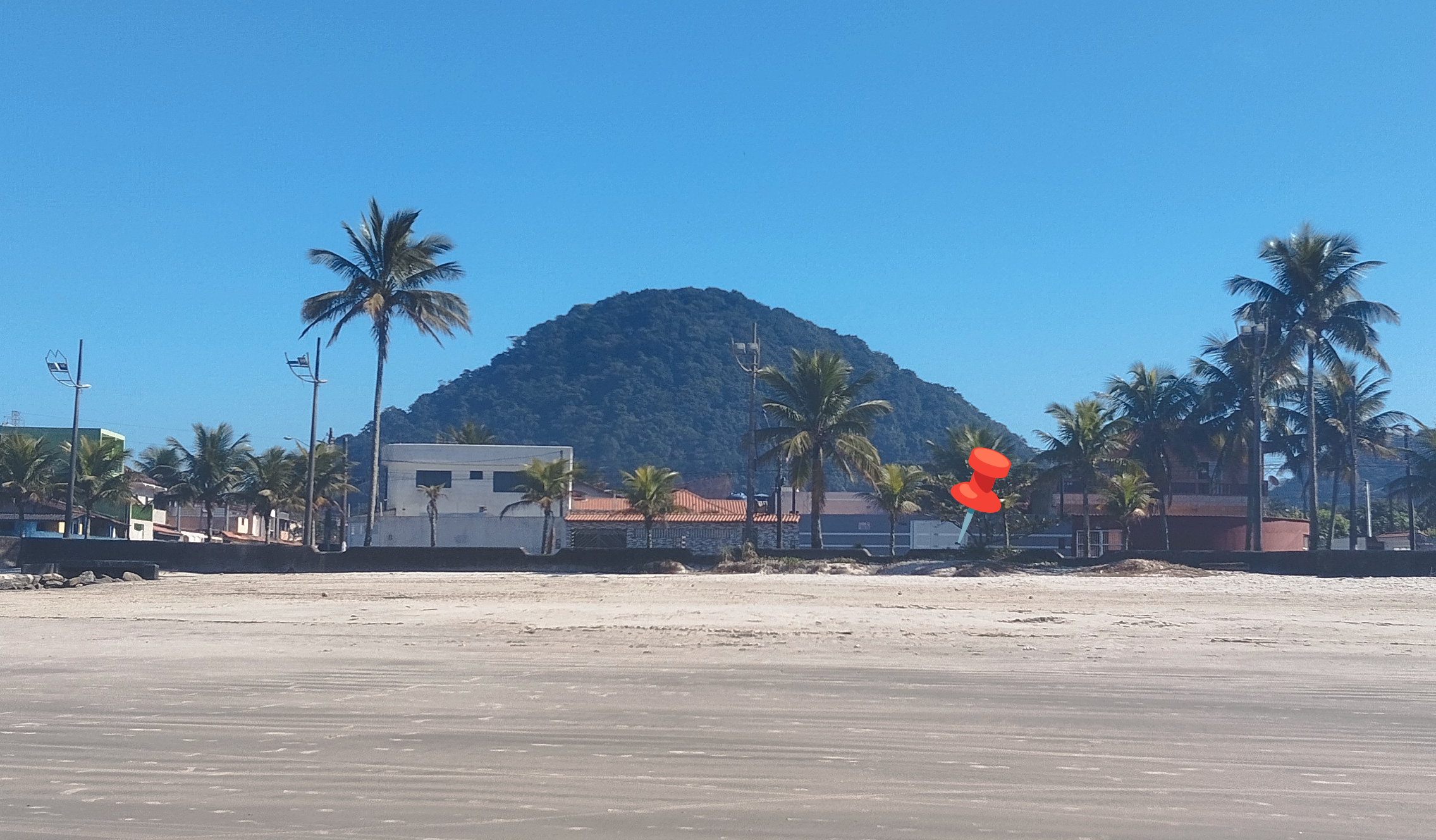 Vista da casa a partir da faixa de areia